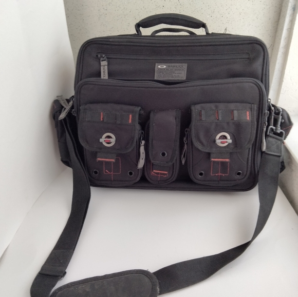 Oakley Bags Oakley Ap Tactical Field Utility Bag Black Messenger